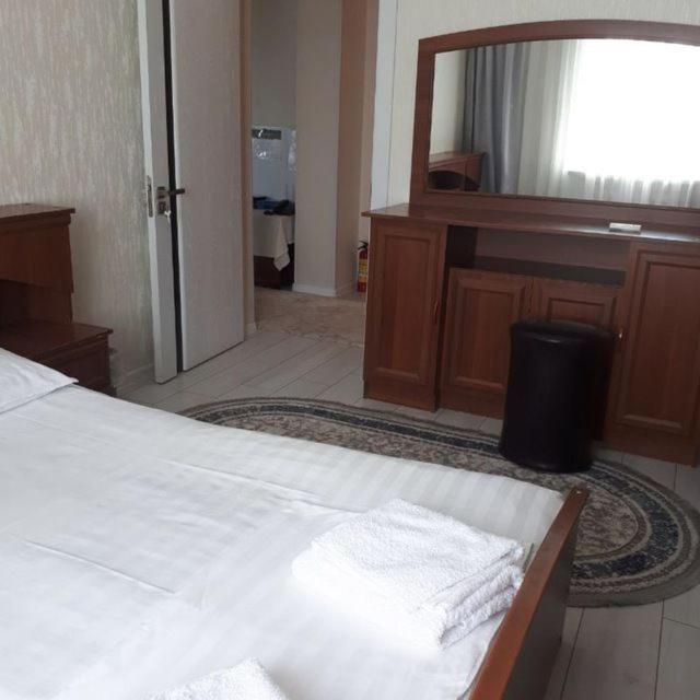 Hostel Sebzor タシュケント エクステリア 写真