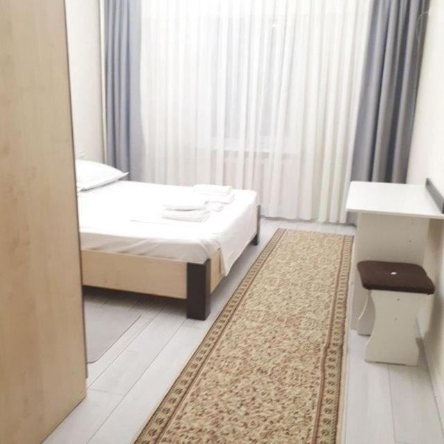 Hostel Sebzor タシュケント エクステリア 写真