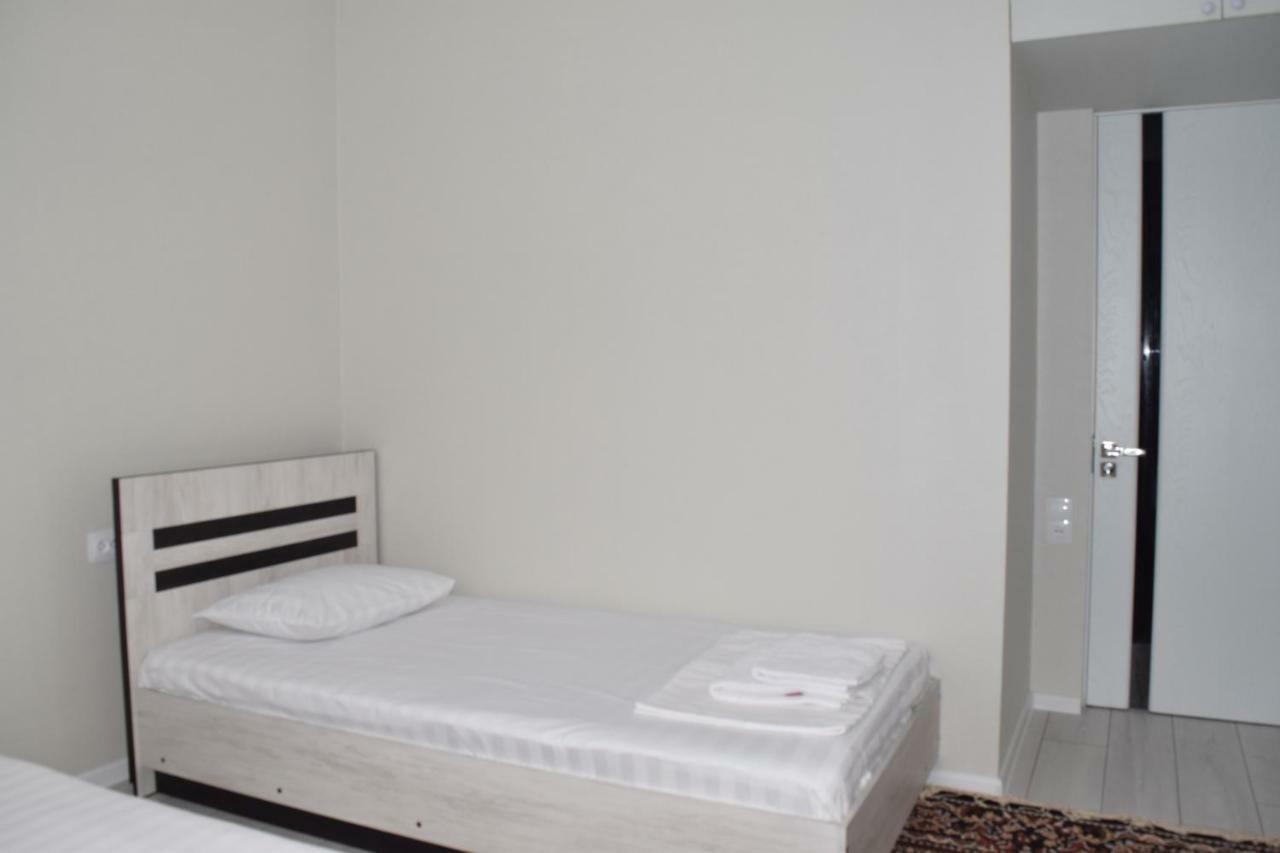 Hostel Sebzor タシュケント エクステリア 写真
