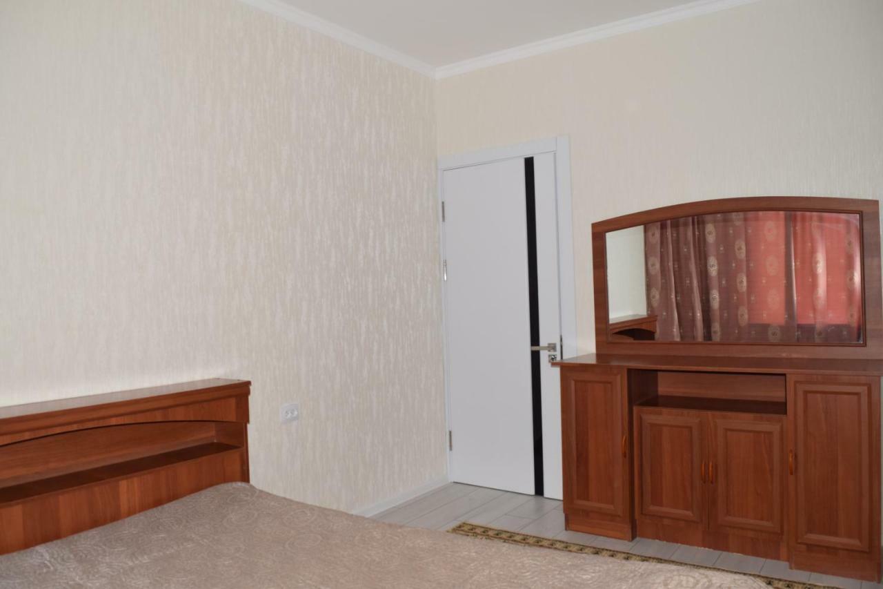 Hostel Sebzor タシュケント エクステリア 写真